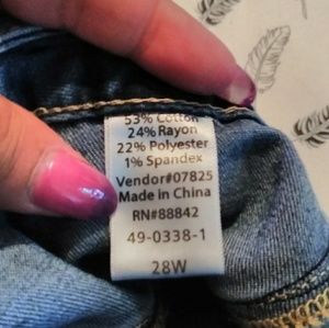 Woman Within Cropped Jeans NWOT Size 28W